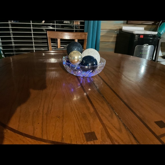 Vintage crystal 8” bowl with beveled edges - Picture 4 of 7